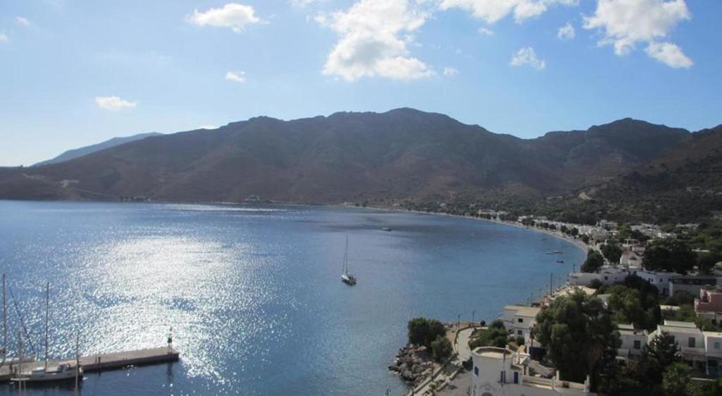 Marina Studios Λιβάδια Εξωτερικό φωτογραφία