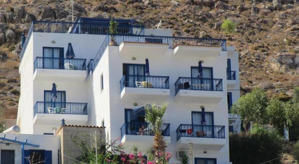 Marina Studios Λιβάδια Εξωτερικό φωτογραφία